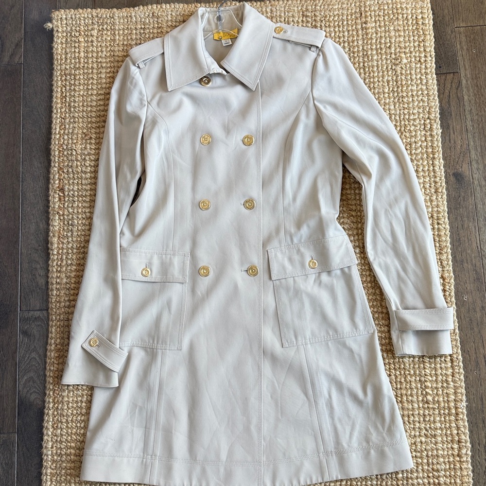 ST JOHN trench coat with St. John gold buttons